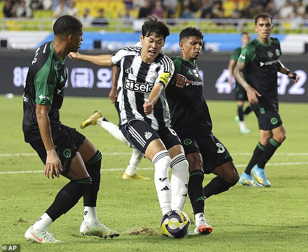 The only player who perhaps upstaged Elanga was Seung-soo Park, the 18-year-old Korean who came on for his Newcastle debut
