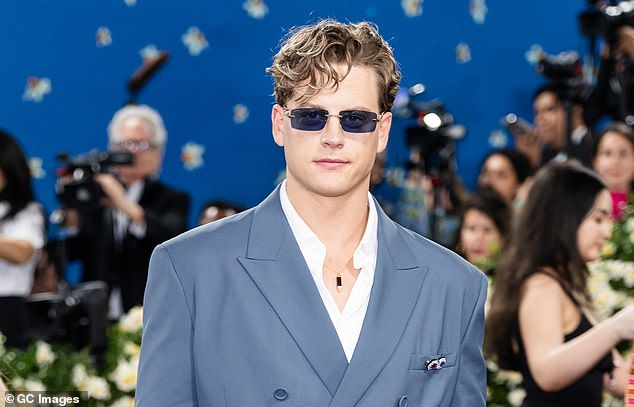 The Fashionable Joe Burrow Was Ranked Third From Last In Likeability And Neutrality