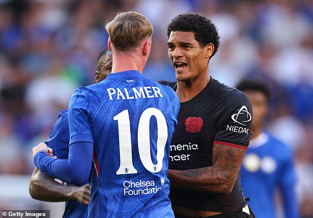 Palmer Screamed In Pain Before Getting Up To Confront The Former Liverpool Defender