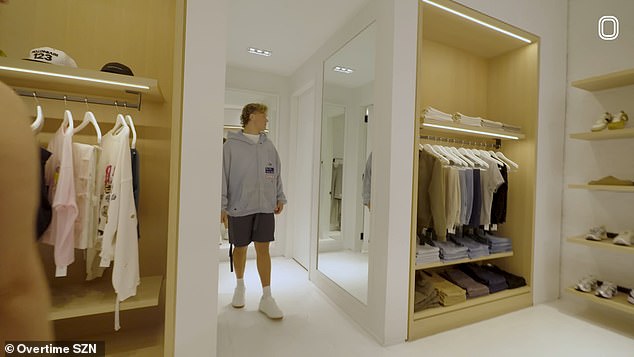 Dart Then Went Into New York City To Do Some Shopping Before Continuing His Journey