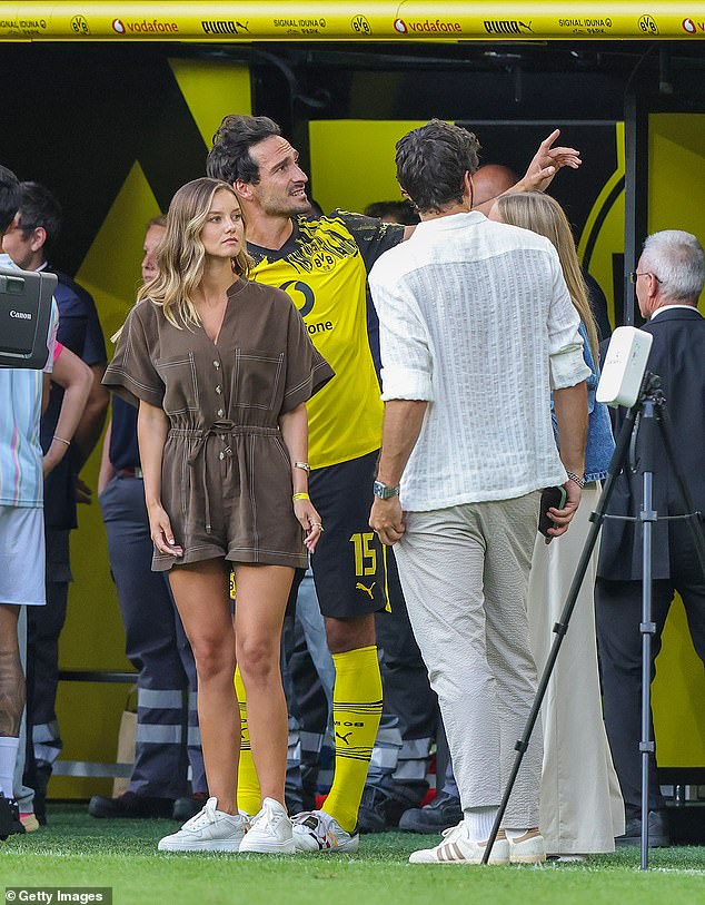 Hummels' Girlfriend Nicola Cavanis, 26, Was Present At His Final Dortmund Match On Sunday