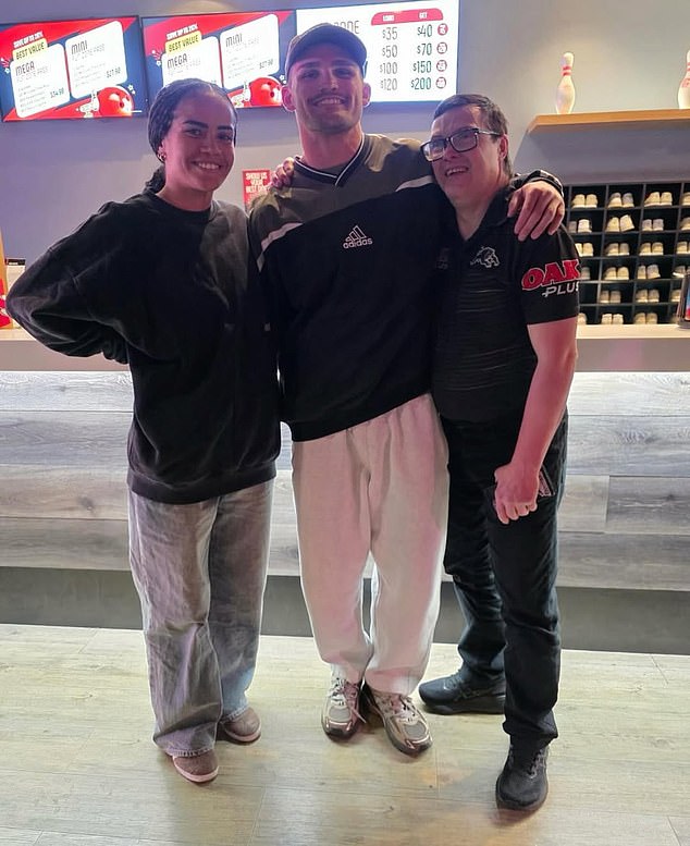 Fowler Is Back In Australia Recovering From A Serious Acl Injury Suffered During Manchester City¿S Fa Cup Semi-Final Loss In April