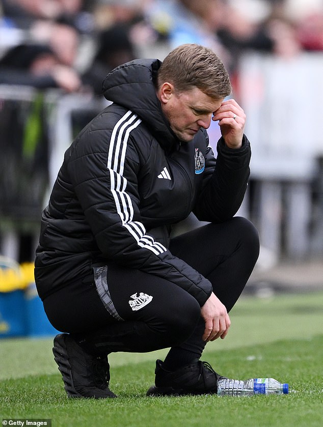 Howe Knows How Isak Must Feel, Having Left For A Bigger Club In His Playing Days