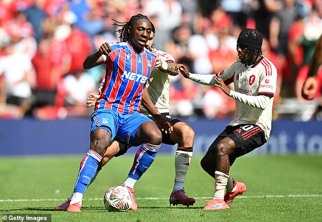 Eze Started The Community Shield Win Over Liverpool And The 0-0 Draw With Chelsea Despite Uncertainty Over His Palace Future