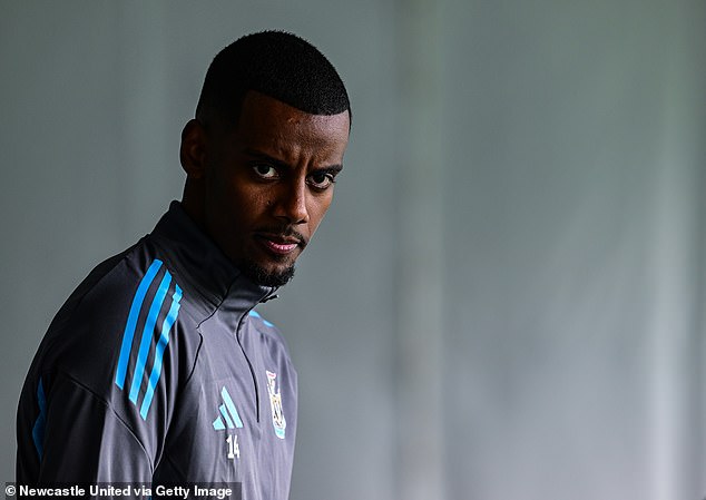 Without Doubt The Isak Story Has Been My Favourite Transfer Saga To Cover As A Reporter