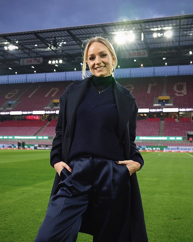 The Glamorous Presenter Later Addressed The Error Noting That Eintracht Shirt Had Confused Her Momentarily