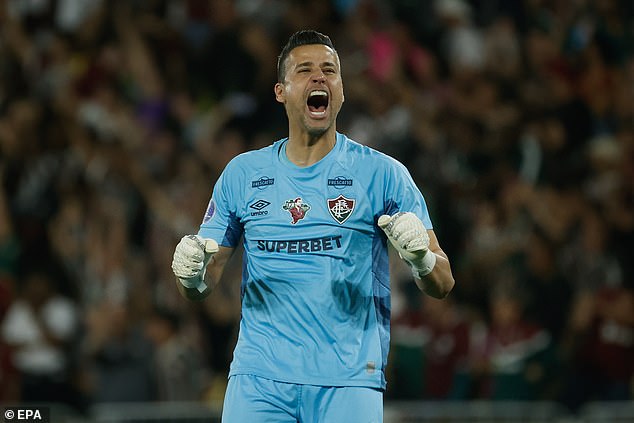 Fluminese Goalkeeper Fabio Deivson Lopes Maciel Has The Most Appearances In The History Of Football, According To His Club