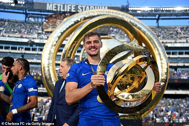 Kiernan Dewsbury-Hall Is Closing In On A Move To Everton For An Initial £25Million Fee