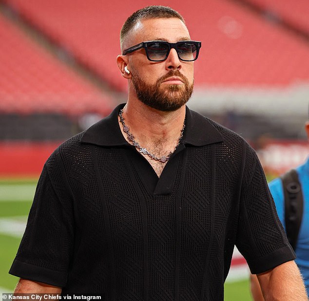 The Stunning Price Of Travis Kelce's Blacked-Out Preseason Gameday Outfit Has Been Revealed