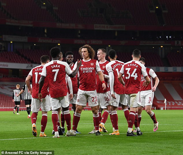 The Brazilian (Centre) Spent Two Seasons With Arsenal After Leaving Chelsea In 2019