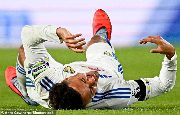 Ethan Ampadu is set for a spell on the sidelines after getting injured against Everton
