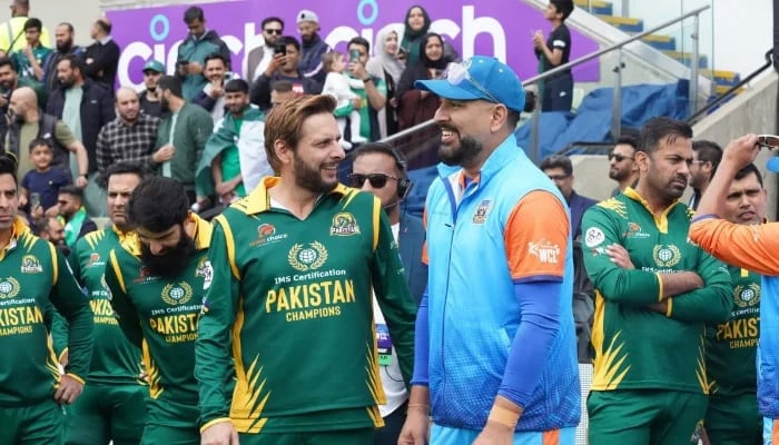 An Undated Picture Of Pakistan Champions All-Rounder Shahid Afridi (Left) And India Champions Captain Yuvraj Singh. — Wcl/File