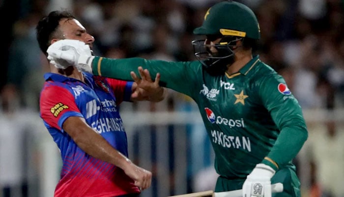 Things Heated Up Between Fareed Ahmad (Left) And Asif Ali During Asia Cup Match In 2022. — Afp