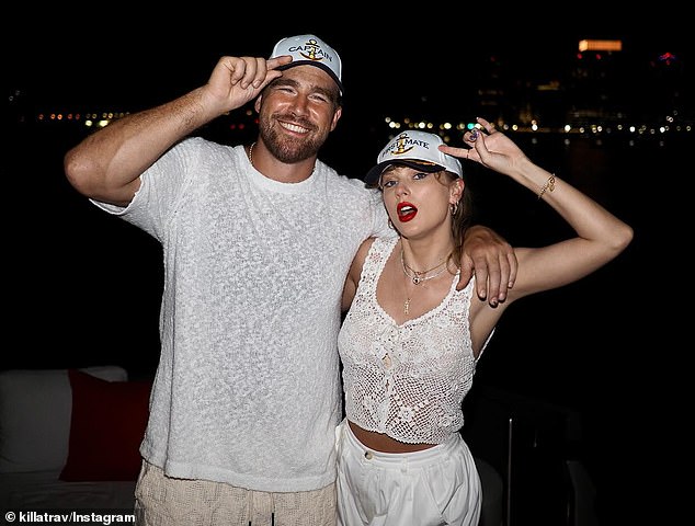Travis Kelce Described Taylor Swift As A '20/20' In A Rare Public Comment About His Girlfriend