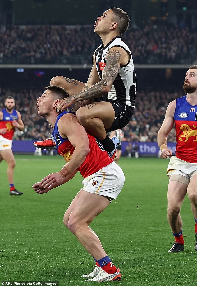 'What The Afl Players Do Better Than Anyone Else Is How They Use Their Knee To Land On A Shoulder And Give Themselves An Extra Push,' Says Steward Of Hill And Other Afl Stars