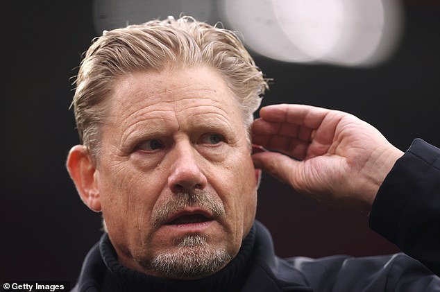 Schmeichel Claimed That United Should Have Signed Aston Villa’s Emiliano Martinez Or Competed With Man City For Gianluigi Donnarumma When They First Signed Lammens