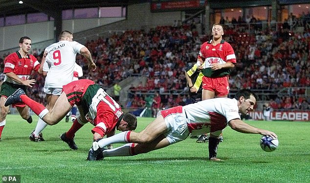 Paul Sculthorpe, Facing Wales In 2001, Was Super League's Man Of Steel That Year And In 2002