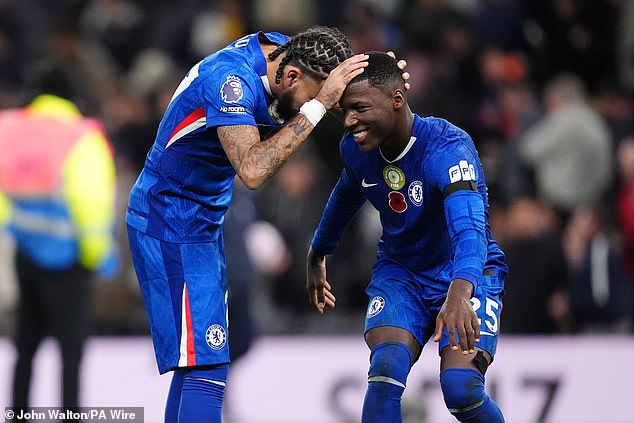 Moises Caicedo Was Rightfully Praised By His Teammates After Terrific Work For Chelsea's Goal