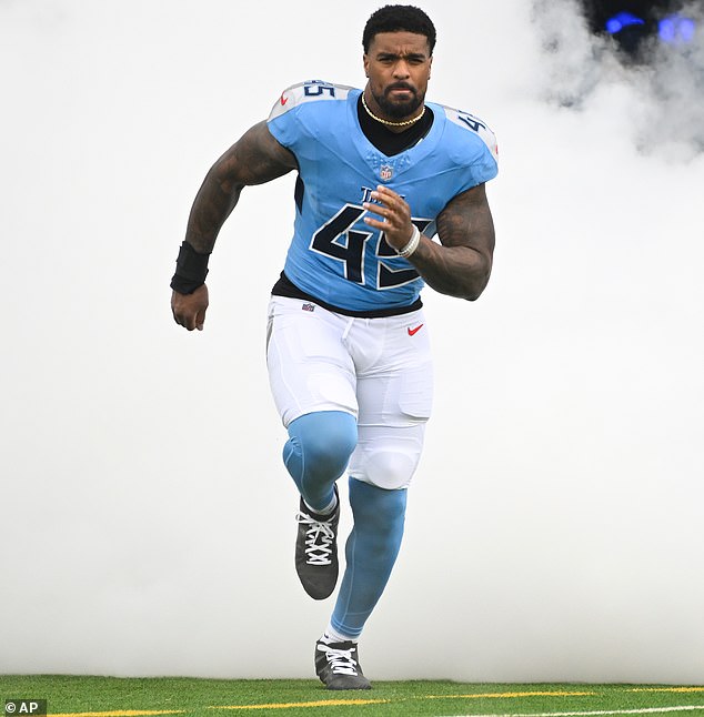 Tennessee Titans Linebacker Dre'mont Jones (45) Before An Nfl Football Game Against The Los Angeles Chargers Sunday, Nov. 2, 2025, In Nashville, Tenn. (Ap Photo/John Amis)