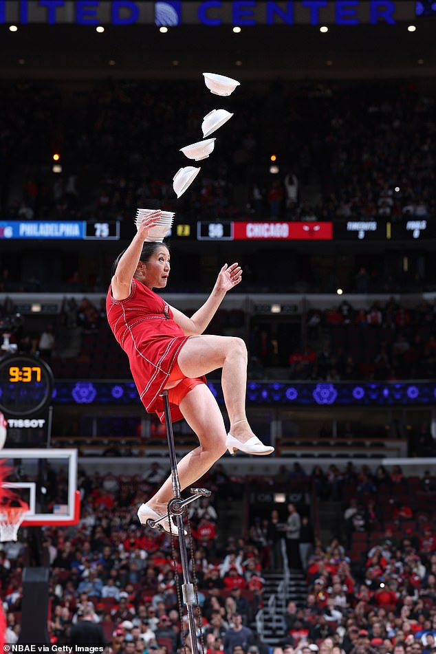 She Made A Triumphant Return On Tuesday Night In Chicago At Halftime Of The Bulls-76Ers Game