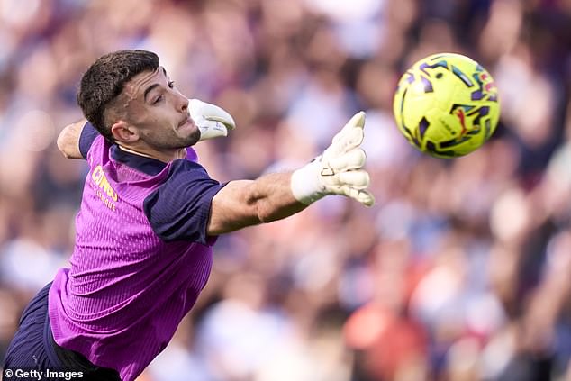Joan Garcia Makes A Diving Save In Front Of Thousands Of Excited Spectators At The Nou Camp