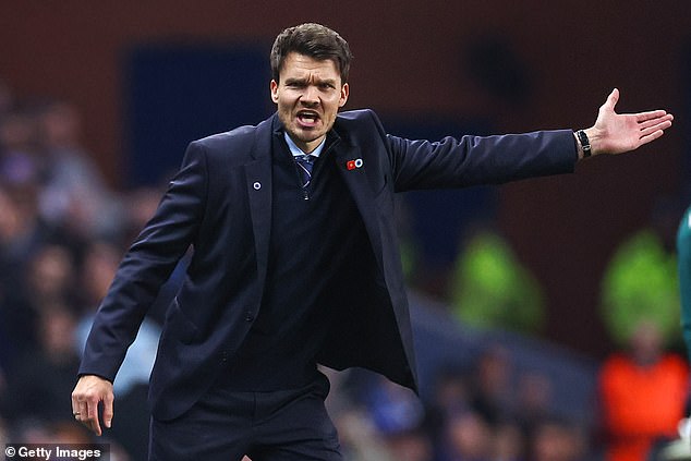 Danny Rohl Tries To Get His Message Across To A Failing Rangers Side On Thursday Night