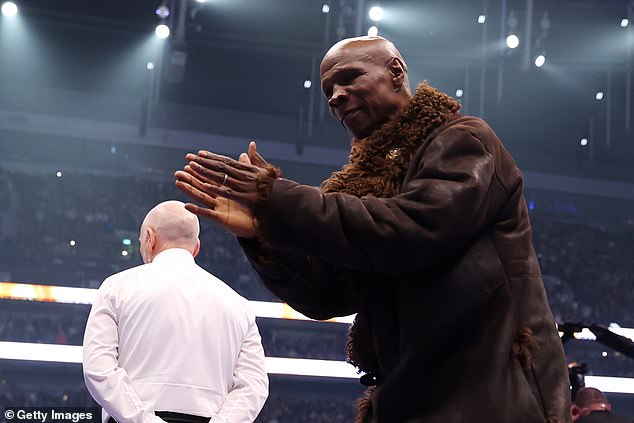 Eubank Snr Will Be At His Son's Second Fight With Benn But Will Not Be In The Corner