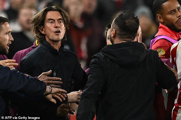 Even The Mild-Mannered Frank Had A Run-In With The Spiky De Zerbi During Their Time As Managers Of Brentford And Brighton Respectively