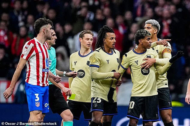 Barcelona Had A Goal Controversially Ruled Out By Var And A Man Sent Off On A Dire Night