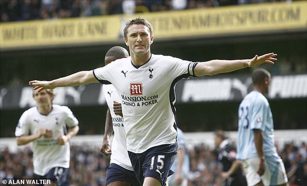 Keane Celebrates Scoring For Tottenham Against Man City - One Of His 91 Spurs Goals