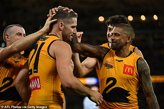 Jesse Hogan Being Hailed By Teammates For Winning The Graham Moss Medal As Best Wa Player