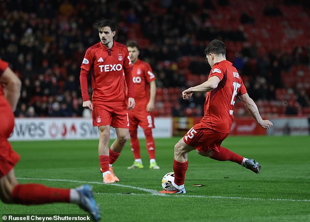 Kevin Nisbet Fired Home The First Goal For Aberdeen From A Free-Kick In The Fifth Minute