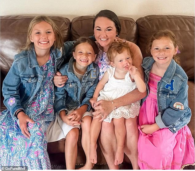 Carissa Is Pictured With Her Daughters Josie (10), Lainey (9), Ellie (7) And Hattie (2)