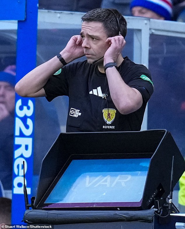 Referees And Var Could Have A Big Say In The Destination Of The Premiership Title