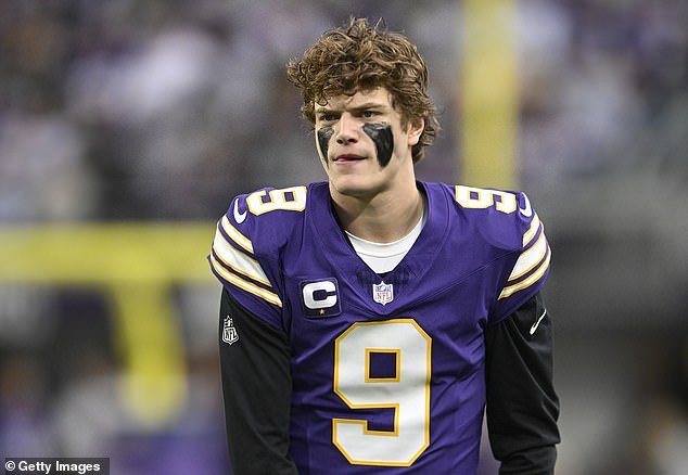 The Minnesota Vikings Opted To Stick With Jj Mccarthy Instead Of Bringing In Rodgers