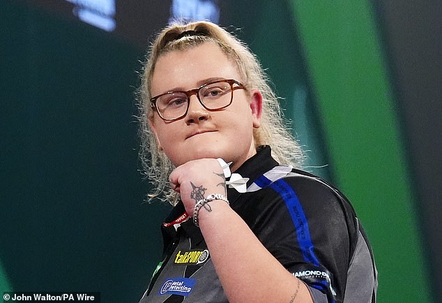 Beau Greaves Has Made History In Become The First Female Darts Player To His A Nine Darter On The Pdc Pro Tour