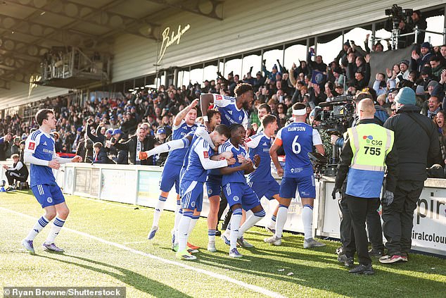 Macclesfield's Players Pulled Off The Greatest Fa Cup Shock Ever In The Third Round Against Holders Crystal Palace