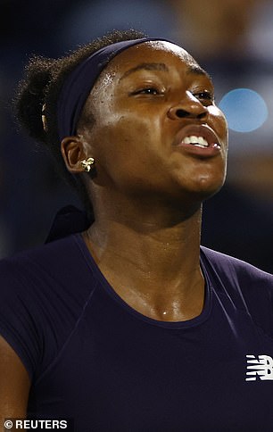 Coco Gauff Appeared To Scold Her Serving Coach Gavin Macmillan During Her Loss On Friday