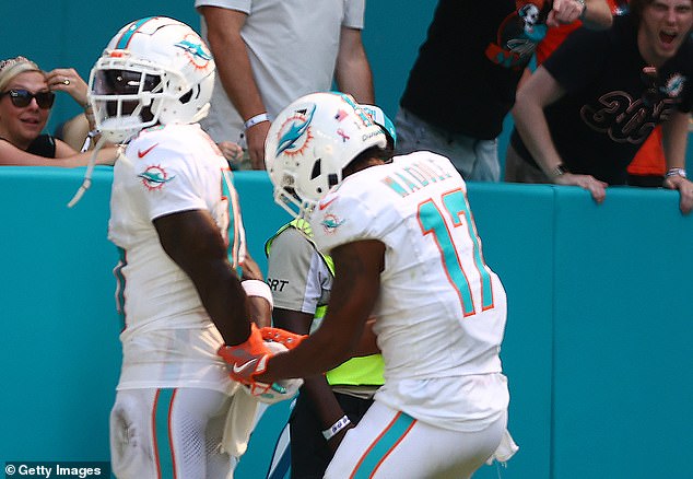 Hill Celebrated A Touchdown In A Game The Same Day By Pretending To Be Arrested