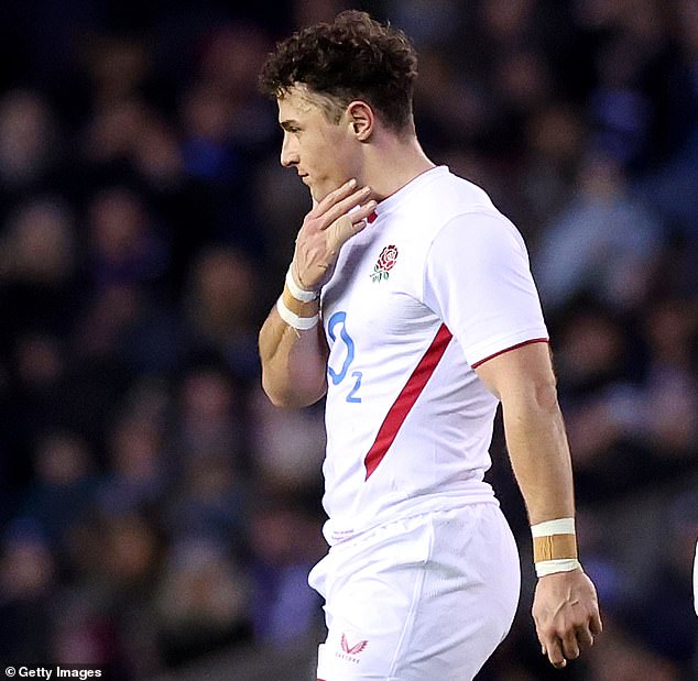 Henry Arundell Was Sent Off In The First Half For England After A Collision With Scotland's Kyle Steyn