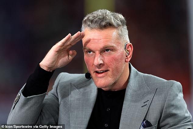 Espn Host Pat Mcafee Paid The Tab For Team Usa's Men's Hockey Stars Gold Medal Celebrations