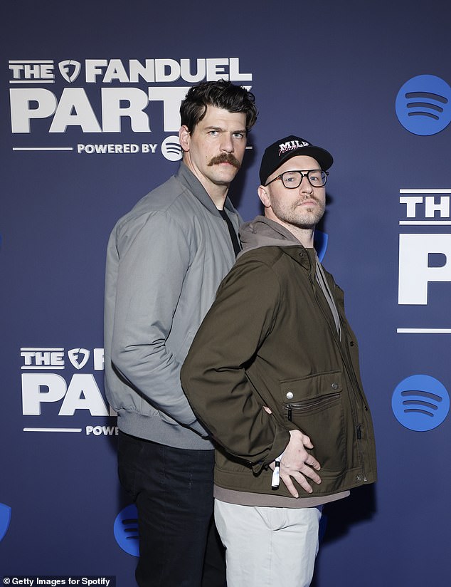 Nfl Podcasters Will Compton And Taylor Lewan Reportedly Left Claire Kittle Furious