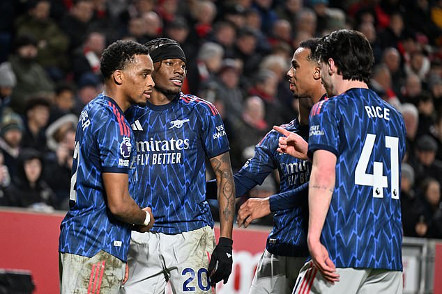 Wayne Rooney Says Arsenal Lack 'World-Class' Quality And That Their Fans And Former Players Are 'Killing' The Team