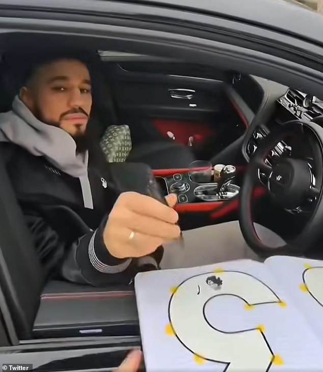 Noussair Mazraoui Went Viral This Week, After Appearing To Deliberately Botch His Signature When Presented With Memorabilia By An Alleged Reseller