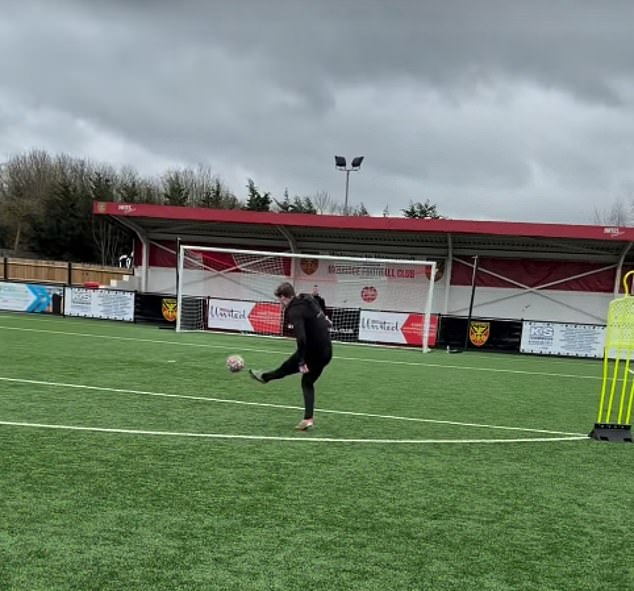 Mykhailo Mudryk Has Surprisingly Returned To Training At Semi-Professional Club Uxbridge Fc