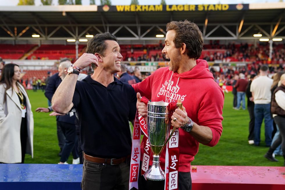 Rob Mcelhenney, Ryan Reynolds