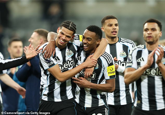 Newcastle Produced A Valiant Win Against Manchester United After Going Down To 10 Men